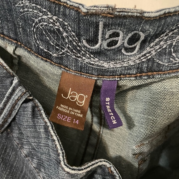 JAG JEAN SHORTS - Picture 1 of 4